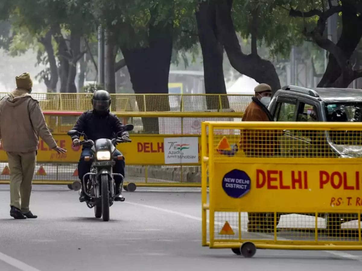 Delhi Lifts COVID-19 Restrictions: No More Weekend Curfew, Restaurants, Cinemas To Open With 50% Capacity